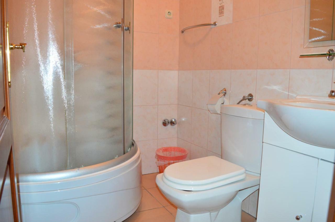 נובליה Apartmani Macak II מראה חיצוני תמונה
