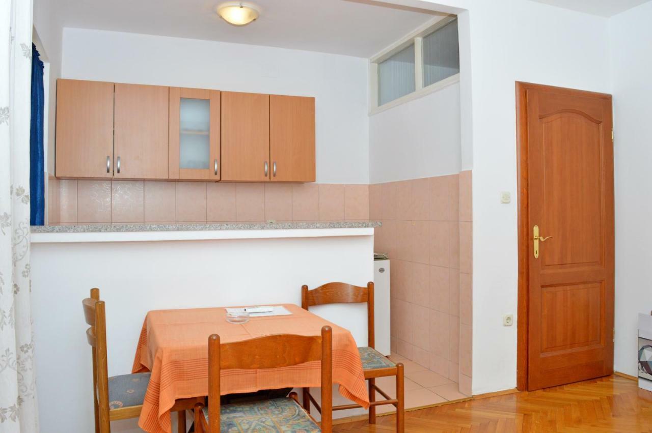 נובליה Apartmani Macak II מראה חיצוני תמונה