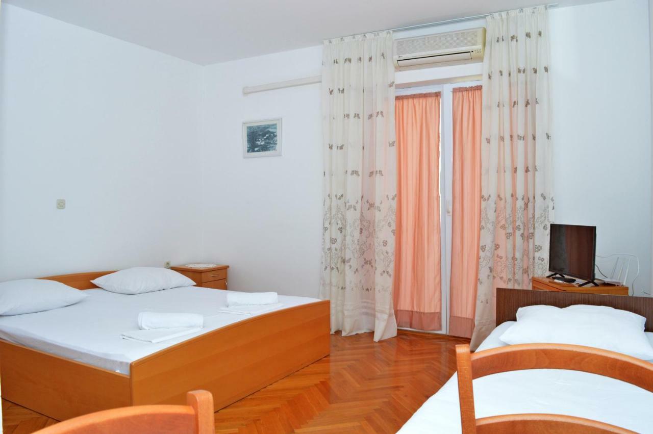 נובליה Apartmani Macak II מראה חיצוני תמונה